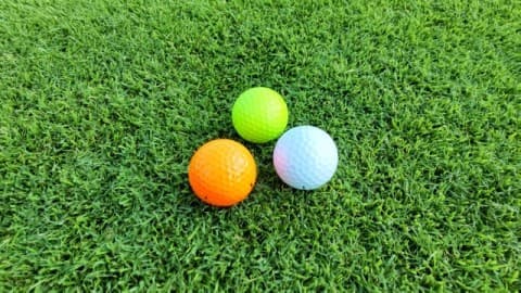 ゴルフボール