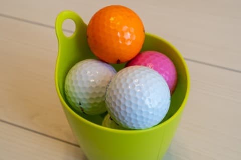 ゴルフボール